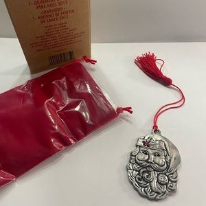 Avon 2012 pewter santa ornament